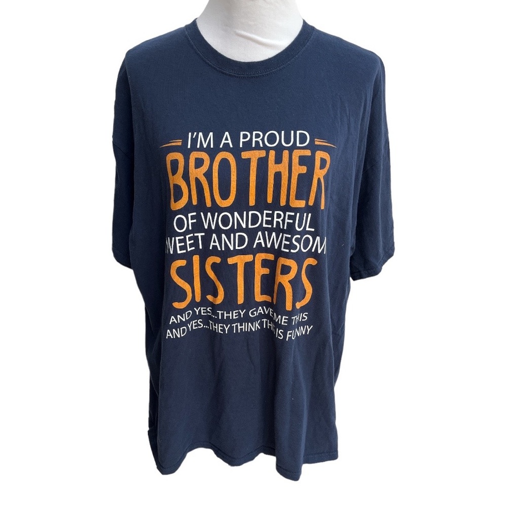 Gildan I’m A Proud Brother of Sisters Graphic Tee Navy Blue Size 2XL - Picture 9 of 9